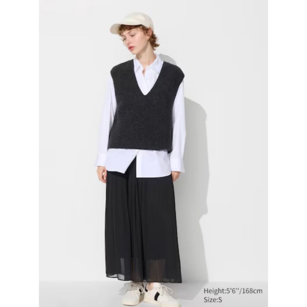 Uniqlo Chiffon Maxi Skirt in Black NWT